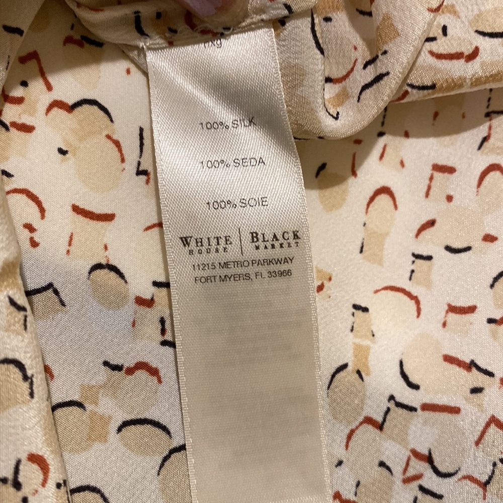 White House Black Market Long Sleeve Silk Blouse Size 0 - Picture 4 of 11